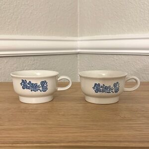 Vintage Pfaltzgraff Yorktowne Stoneware Coffee Cups (2)